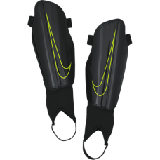 Щитки футбольные Nike SP2079-010 Charge 2.0